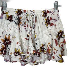 Three Days Floral Lace Trim Skort Cream S